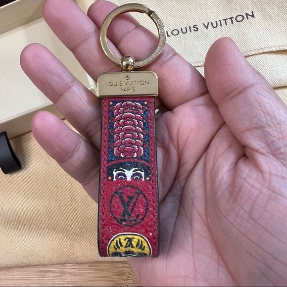LOUIS vuitton kabuki limited edition key holder charm - Picture 4 of 17